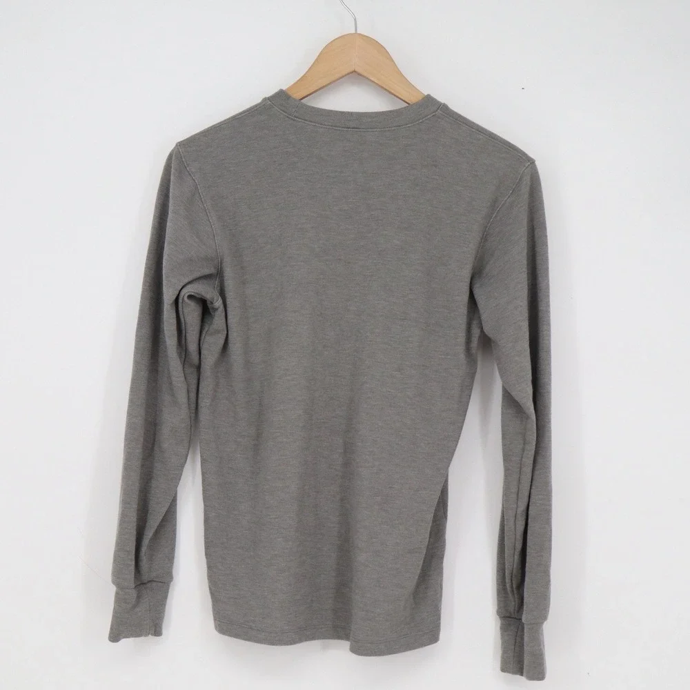 Uniqlo Heattech Ultra Warm Gray Crew Neck Long Sleeve Thermal Top XS